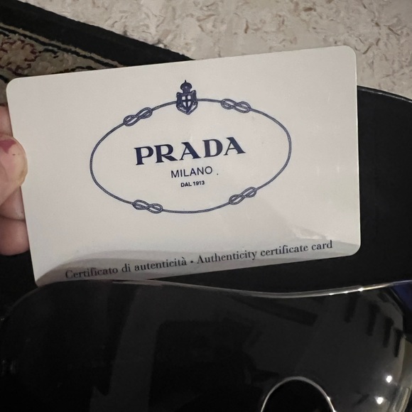 Original PRADA ( UNISEX) Sunglasses - Picture 7 of 8